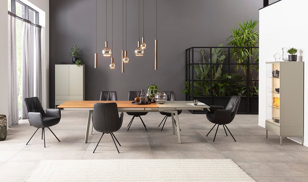 AERA Dining Table by GARANT Group